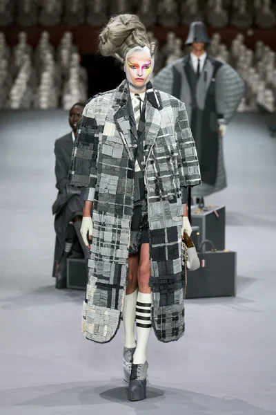 Look 24